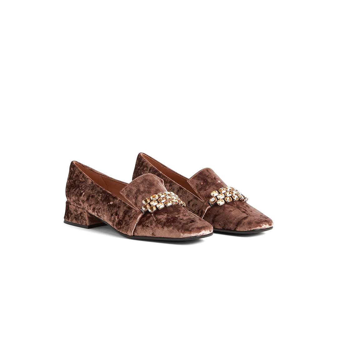 Women's Accessorized Loafers in Velvet