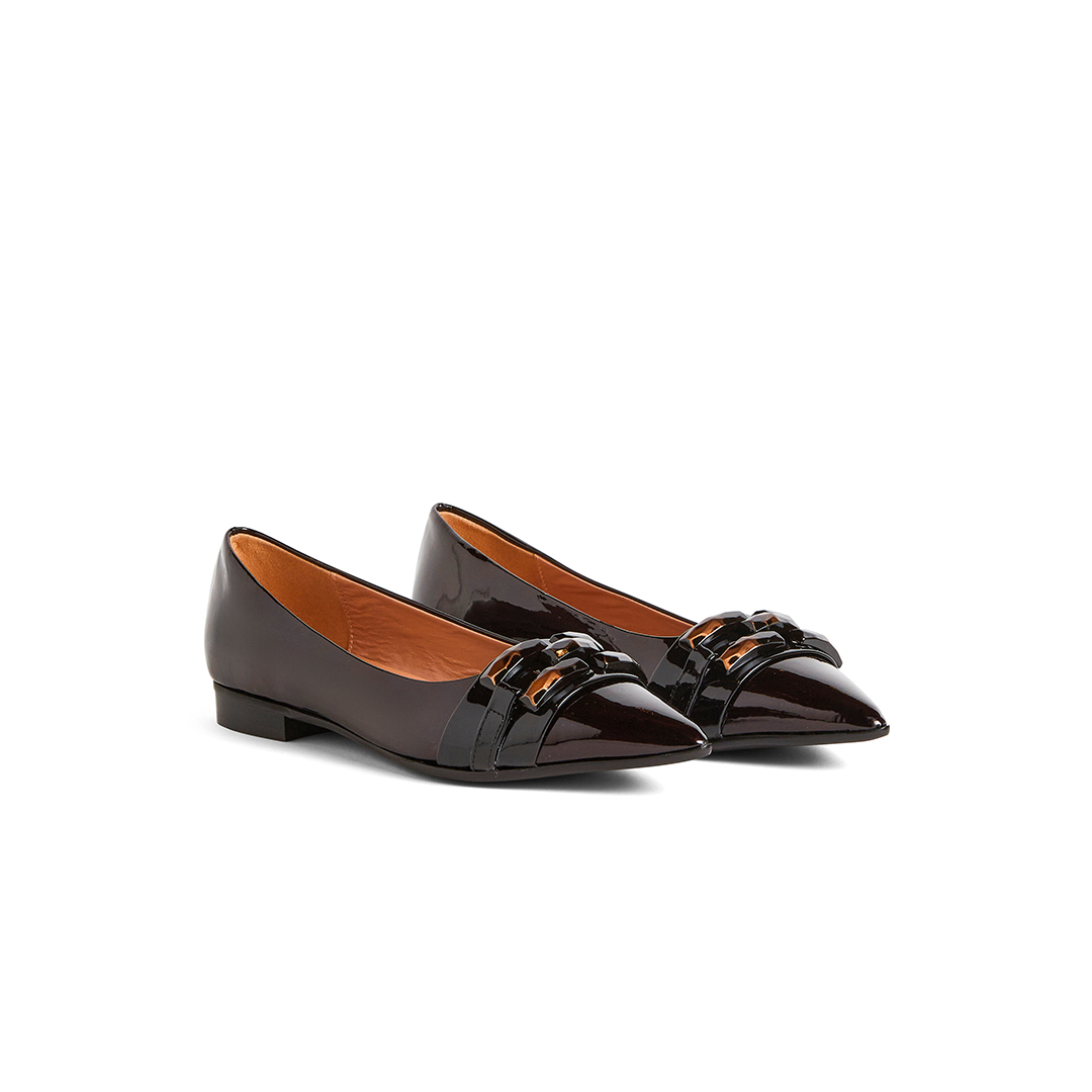 Women's Accessorized Ballet Flats in Patent Leather