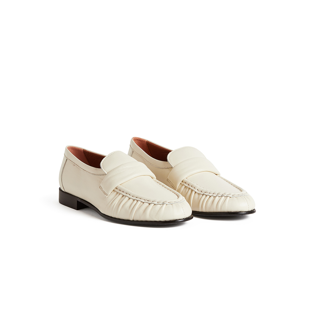 Z - Women's Wrinkled Penny Loafers in Leather