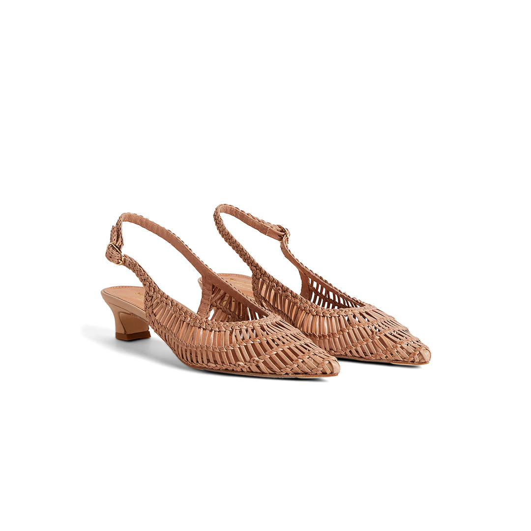 Women's Pointed Toe Slingback in Rafia